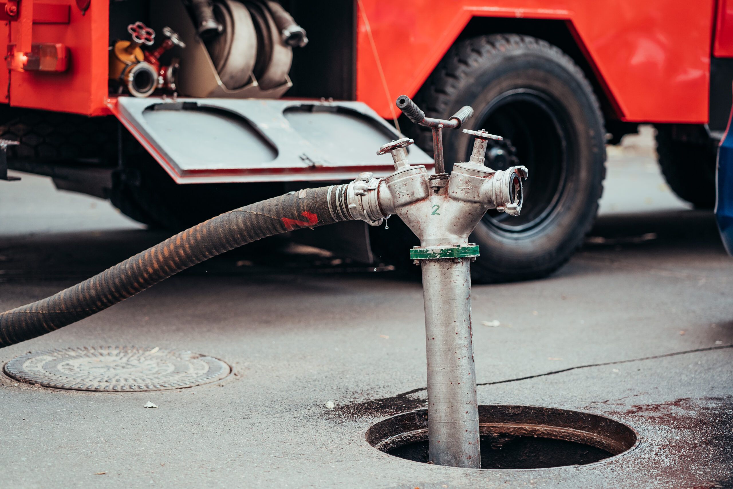 fire hydrant use structure fire